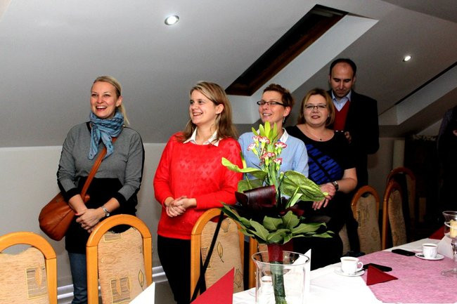 Zwycięzca dziękuje, pokonany gratuluje i deklaruje życzliwość (zdjęcia)