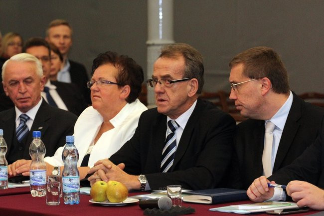 Sławomir Szczot przewodniczącym Rady Miejskiej Leszna (zdjęcia)