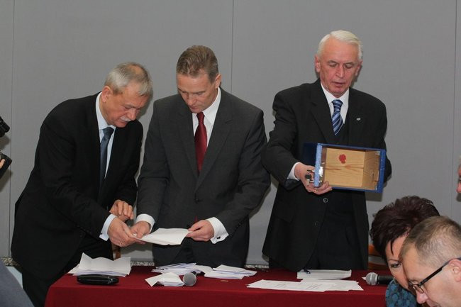 Sławomir Szczot przewodniczącym Rady Miejskiej Leszna (zdjęcia)