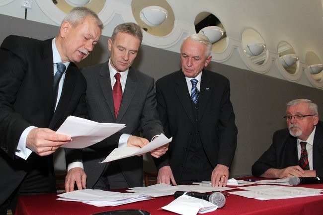 Sławomir Szczot przewodniczącym Rady Miejskiej Leszna (zdjęcia)