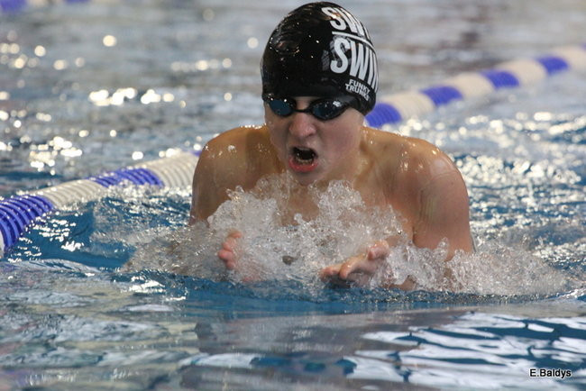 Pływali w Lesznie ( zdjęcia )