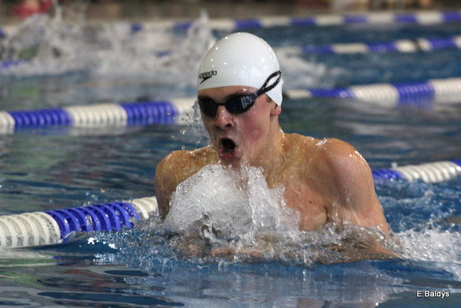 Pływali w Lesznie ( zdjęcia )