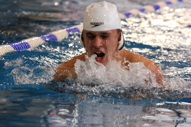 Pływali w Lesznie ( zdjęcia )