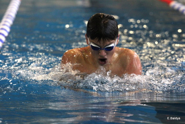 Pływali w Lesznie ( zdjęcia )