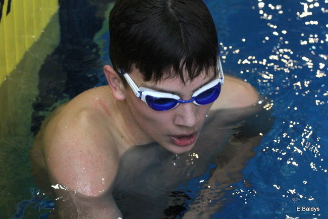 Pływali w Lesznie ( zdjęcia )