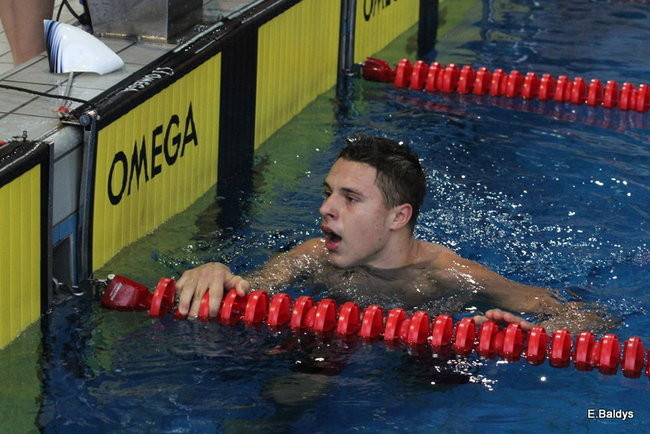 Pływali w Lesznie ( zdjęcia )