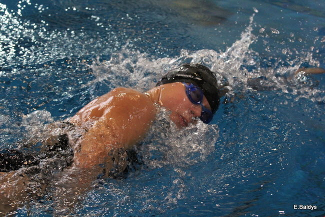 Pływali w Lesznie ( zdjęcia )