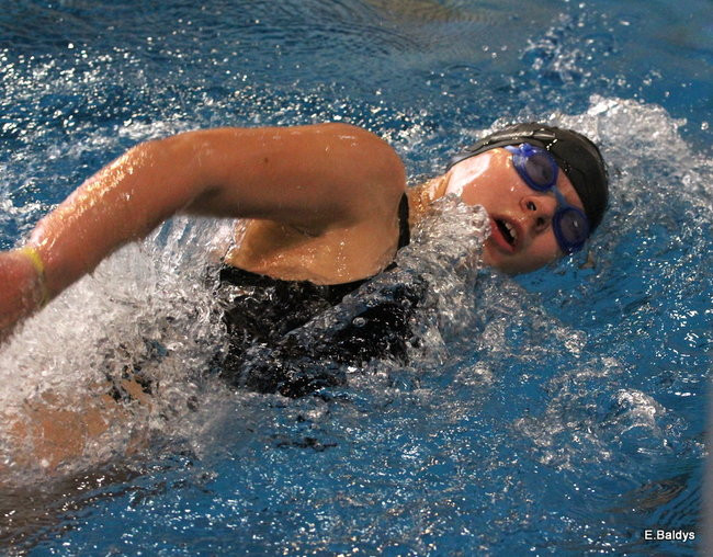 Pływali w Lesznie ( zdjęcia )