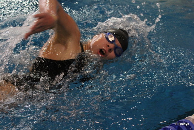 Pływali w Lesznie ( zdjęcia )