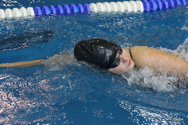 Pływali w Lesznie ( zdjęcia )