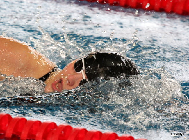 Pływali w Lesznie ( zdjęcia )