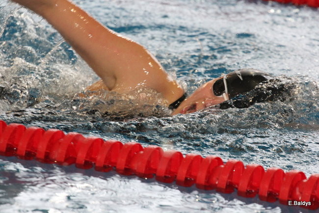 Pływali w Lesznie ( zdjęcia )