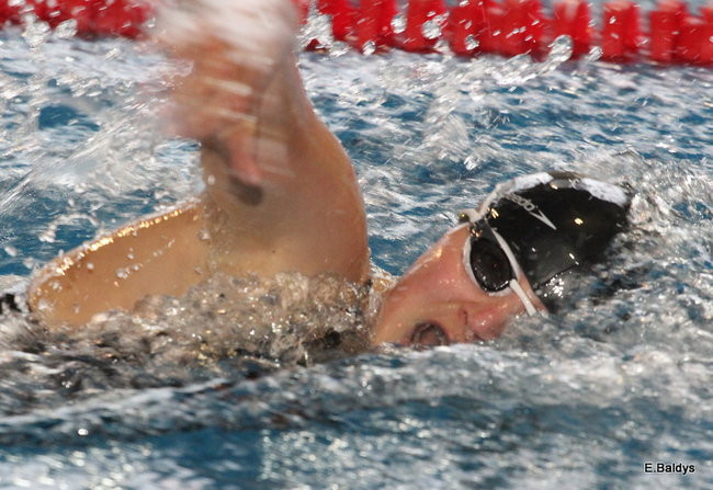 Pływali w Lesznie ( zdjęcia )