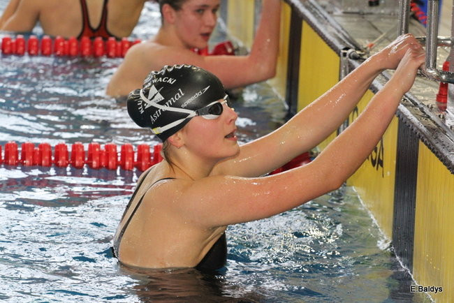 Pływali w Lesznie ( zdjęcia )