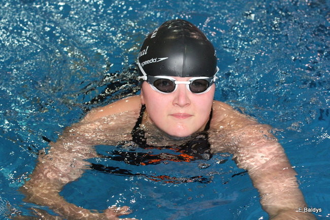 Pływali w Lesznie ( zdjęcia )