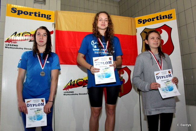 Pływali w Lesznie ( zdjęcia )