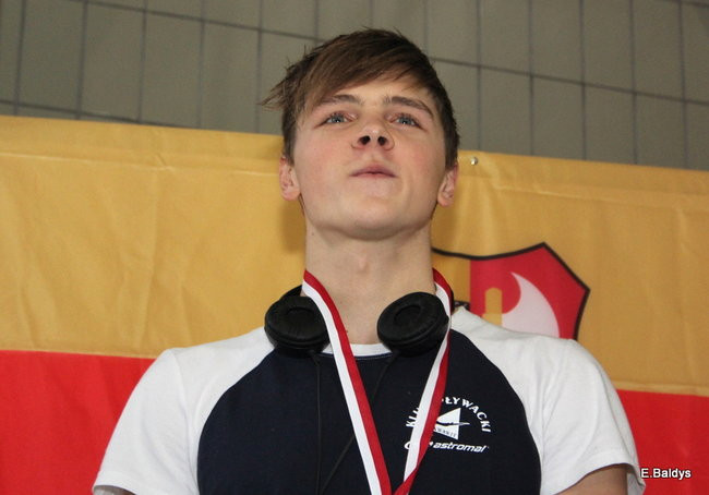 Pływali w Lesznie ( zdjęcia )