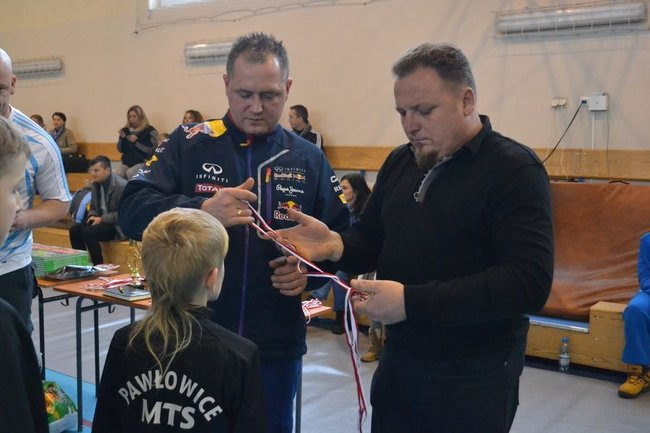 Turniej Mikołajkowy w Drobninie (zdjęcia)