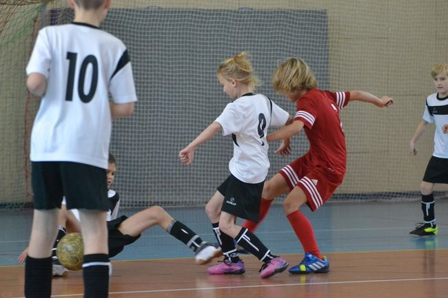 Turniej Mikołajkowy w Drobninie (zdjęcia)