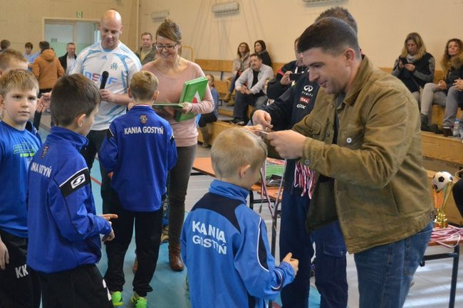 Turniej Mikołajkowy w Drobninie (zdjęcia)