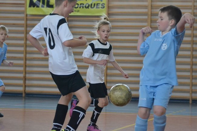 Turniej Mikołajkowy w Drobninie (zdjęcia)