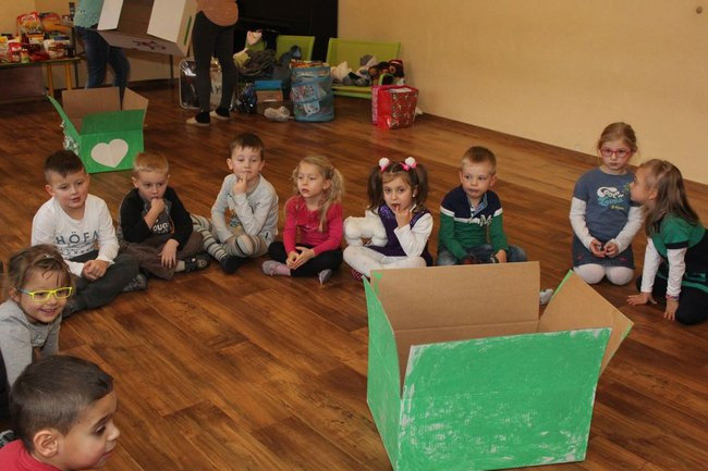 Dar od przedszkolaków (zdjęcia)