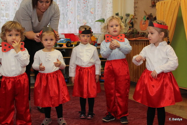 Pasowanie Biedronek w PM 8 (zdjęcia)