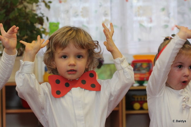 Pasowanie Biedronek w PM 8 (zdjęcia)