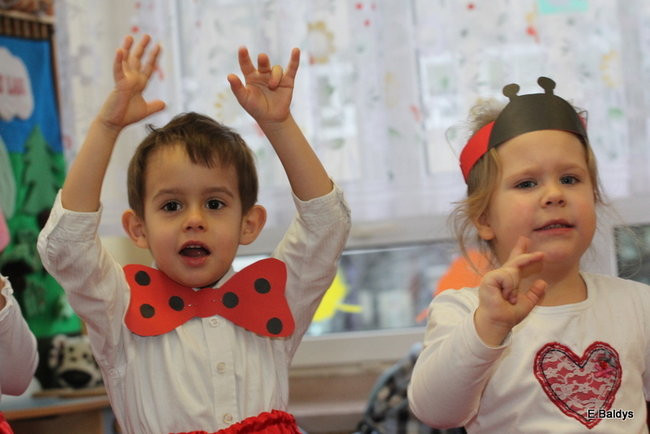 Pasowanie Biedronek w PM 8 (zdjęcia)