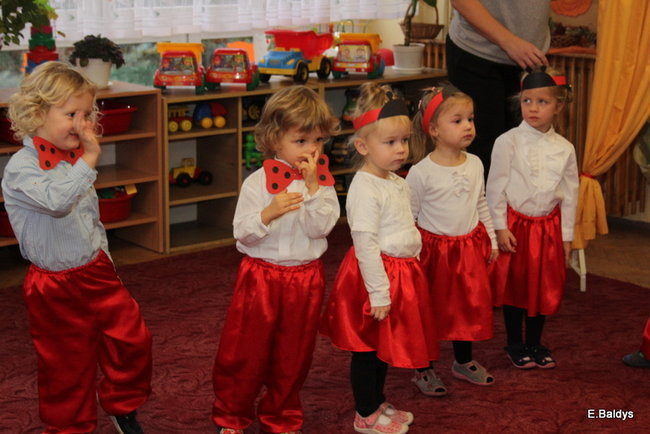 Pasowanie Biedronek w PM 8 (zdjęcia)