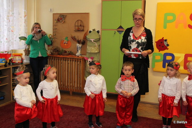 Pasowanie Biedronek w PM 8 (zdjęcia)