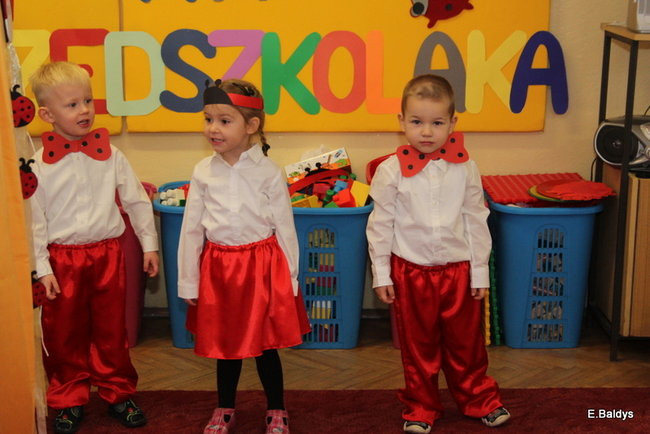 Pasowanie Biedronek w PM 8 (zdjęcia)