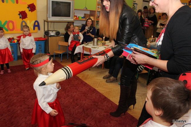 Pasowanie Biedronek w PM 8 (zdjęcia)