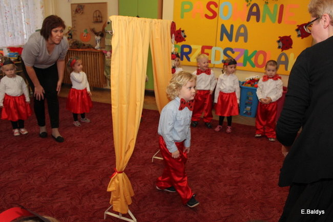 Pasowanie Biedronek w PM 8 (zdjęcia)