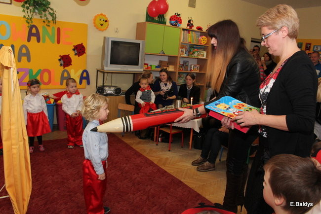 Pasowanie Biedronek w PM 8 (zdjęcia)