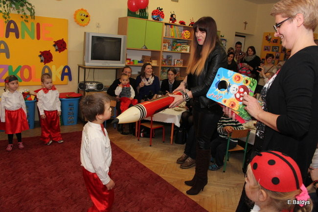 Pasowanie Biedronek w PM 8 (zdjęcia)