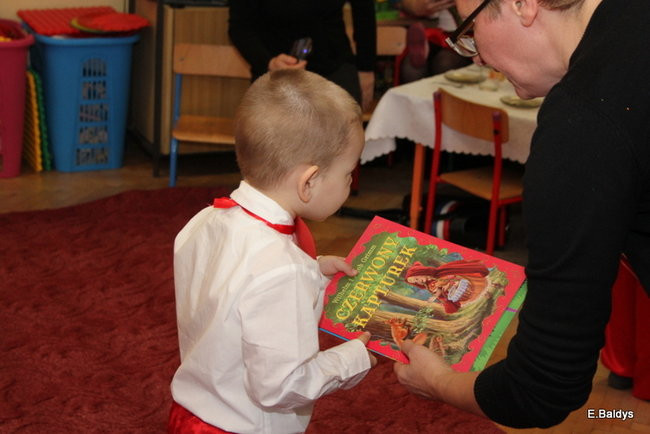 Pasowanie Biedronek w PM 8 (zdjęcia)