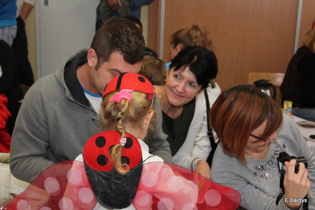 Pasowanie Biedronek w PM 8 (zdjęcia)