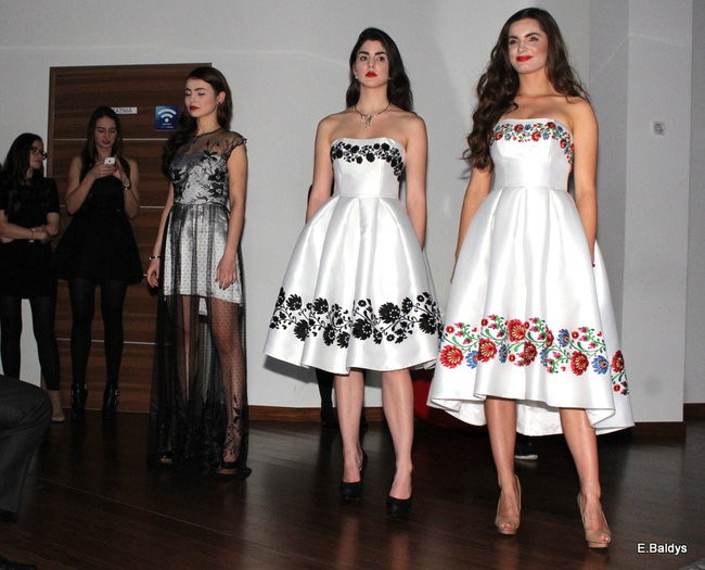 Latające modelki tylko w Lesznie (zdjęcia)