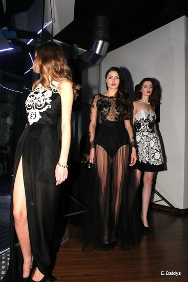 Latające modelki tylko w Lesznie (zdjęcia)