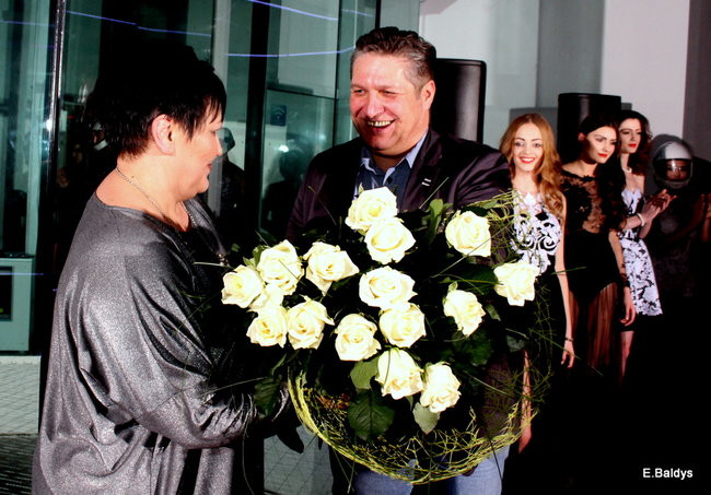 Latające modelki tylko w Lesznie (zdjęcia)