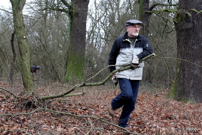 Posprzątali cmentarz ewangelicki (zdjęcia)