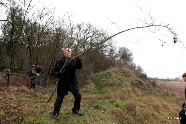 Posprzątali cmentarz ewangelicki (zdjęcia)