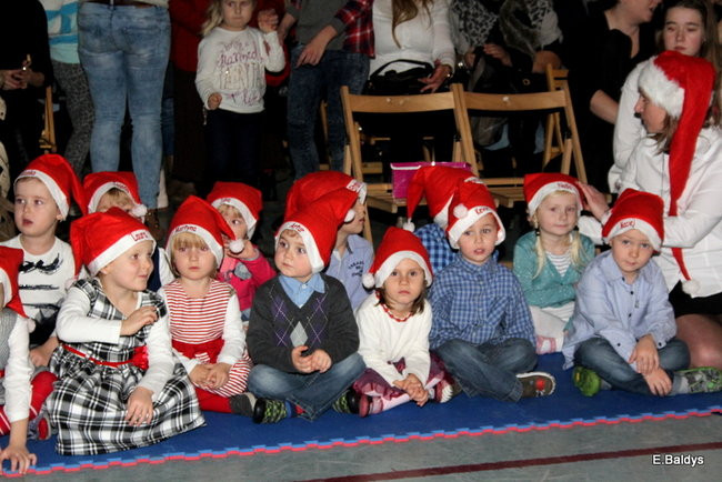 Spotkanie Wigilijne w PM 13 (zdjęcia)