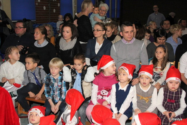 Spotkanie Wigilijne w PM 13 (zdjęcia)