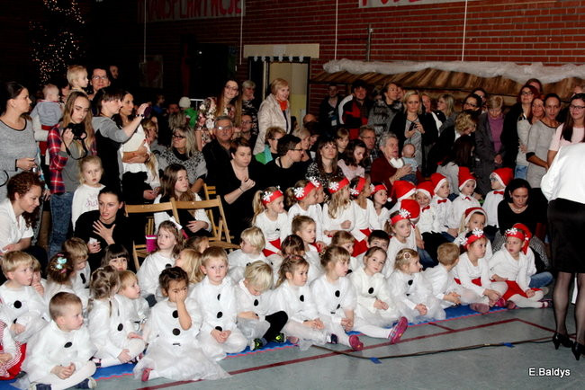 Spotkanie Wigilijne w PM 13 (zdjęcia)