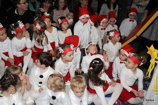 Spotkanie Wigilijne w PM 13 (zdjęcia)