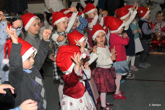 Spotkanie Wigilijne w PM 13 (zdjęcia)