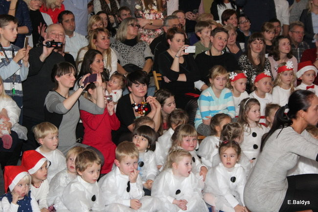 Spotkanie Wigilijne w PM 13 (zdjęcia)