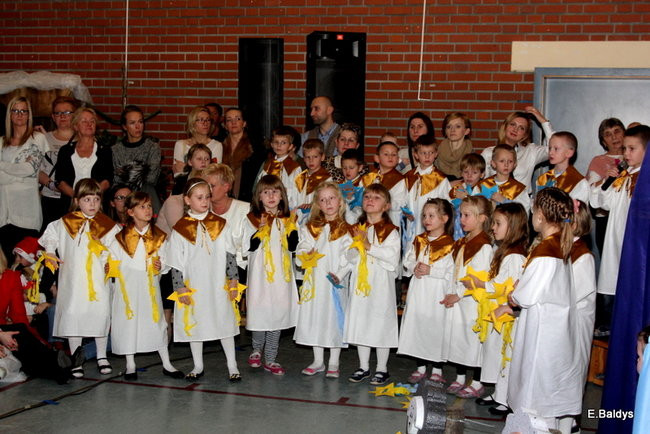 Spotkanie Wigilijne w PM 13 (zdjęcia)